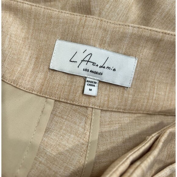 L'Academie Jennica Short in Sand Yellow - Picture 5 of 5